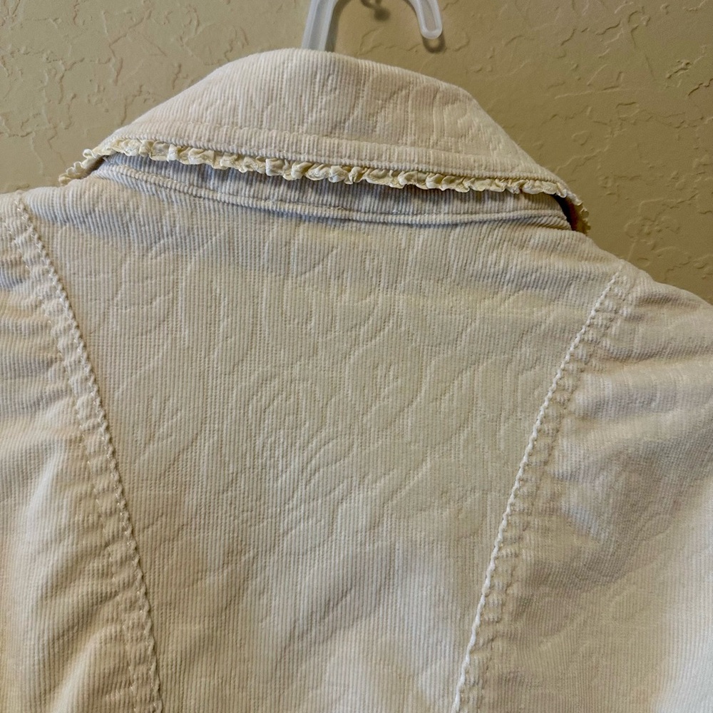 White House Black Market Blazer Womens Size 2 creamy color/decorative collar - Picture 5 of 9